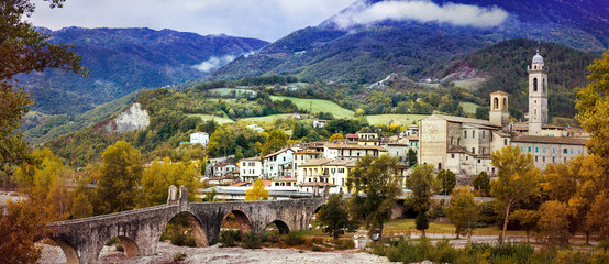 Bobbio - beautiful ancient town with impressive roman bridge, Italy - obrazy, fototapety, plakaty
