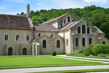 Fototapeta na wymiar Abbaye royale cistercienne de Fontenay en Bourgogne, France