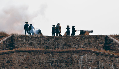 Obraz premium Canon Fire Fortress Louisburg