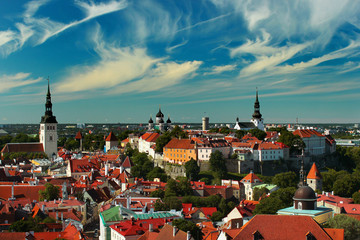 Obraz premium Old town of Tallinn, Estonia. View from Oleviste church.
