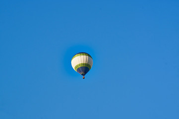 Walking balloon and the panorama of the mountains.