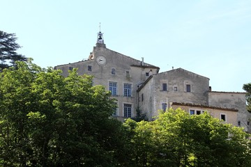 Le village de Bonnieux en Provence dans le Vaucluse