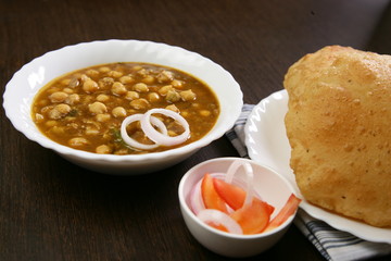 Choley Puri or Spice Chickpeas with puri