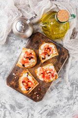 Bruschetta with tomatoes
