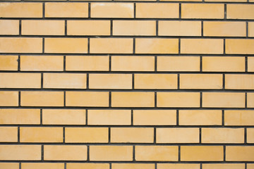 Кирпичная стена