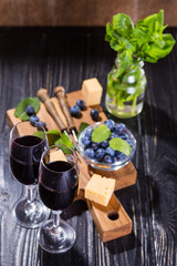 vine and food