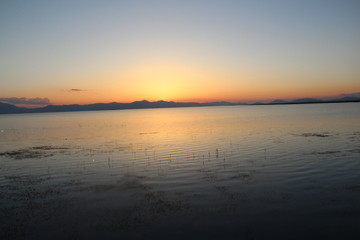 Fototapeta na wymiar Sunset with lake view