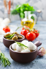 ingredients for caprese salad