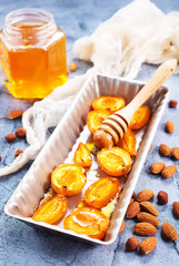 apricots with honey