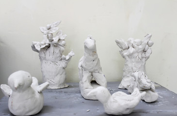 the white clay statue fun
