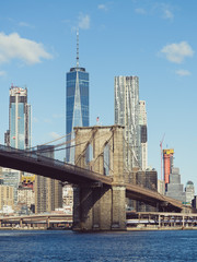 Fototapeta premium View of lower Manhattan and brooklyn bridge