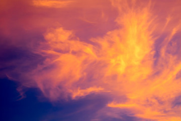 Fototapeta na wymiar Colorful clouds before sunset