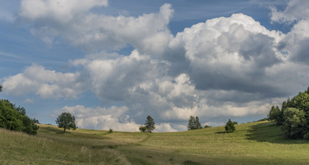 Sunny summer day over Lesnica village © luzkovyvagon.cz