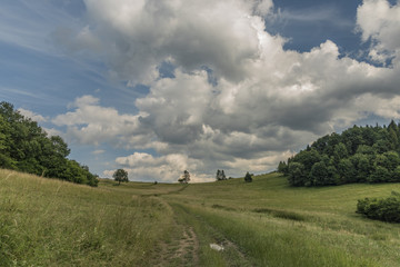 Sunny summer day over Lesnica village © luzkovyvagon.cz