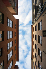 Fototapeta na wymiar sky between the buildings