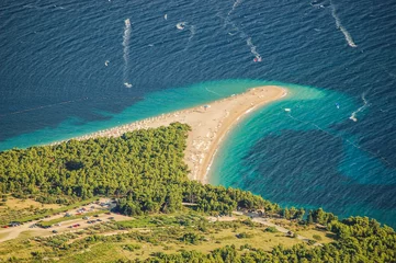 Photo sur Plexiglas Plage de la Corne d'Or, Brac, Croatie Słynna plaża Złoty Róg na wyspie Brac w Chorwacji