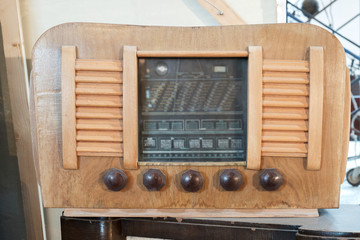 Retro radio / View of retro radio.