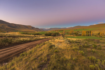 Fototapeta premium Colors after sunset at country road