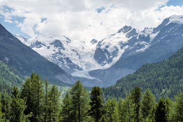 Fototapeta na wymiar Schweiz - Graubünden - Bernina Pass