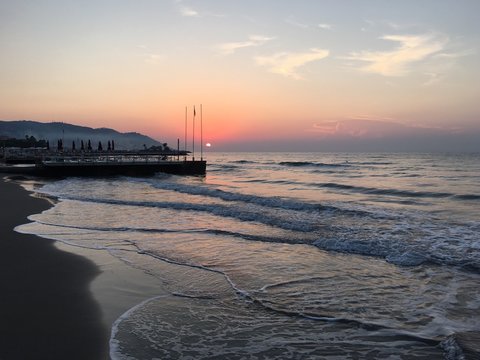 alba sul bagnasciuga