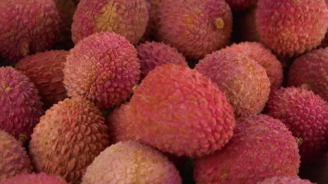 Lychees (rotating; not loopanle; 4K)