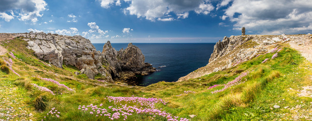 Panorama of Pointe du Pen-Hir with World War Two monument to the Bretons of Free France on the Crozon peninsula, Finistere department. Brittany (Bretagne), France. - obrazy, fototapety, plakaty