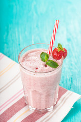 healthy berry smoothie in glass