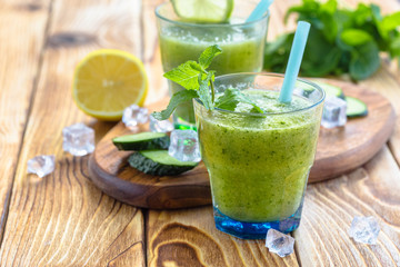 Green vegetable smoothie