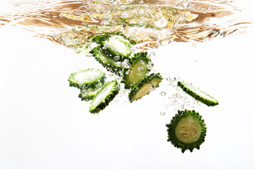 Obraz premium 水中夏野菜