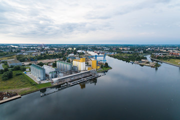 Obraz premium Aerial view of the Bulk Treminal in early morning
