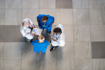 Meeting of docotrs and nurses