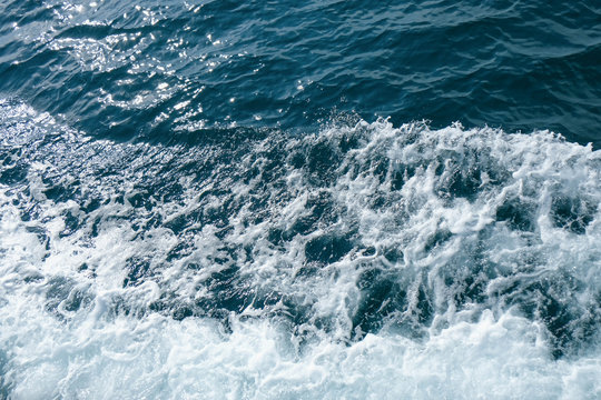 SEA WAVE © Pohnphat