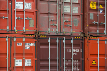container detailes