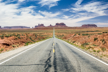 Strasse durchs Monument Valley, Arizona