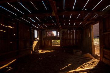 verlassene H&uuml;tte im  Monument Valley, Arizona