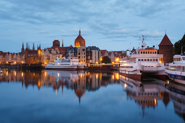 Obraz premium Night cityscape of Gdansk