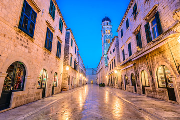 Old town Dubrovnik street. / Old historic architecture in old town Dubrovnik, famous cultural and...