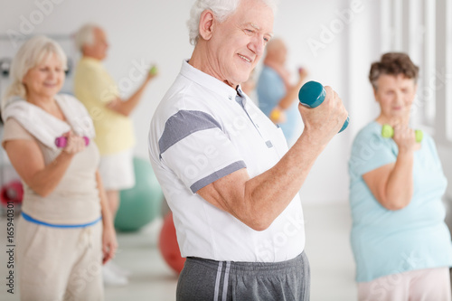 old man trainers