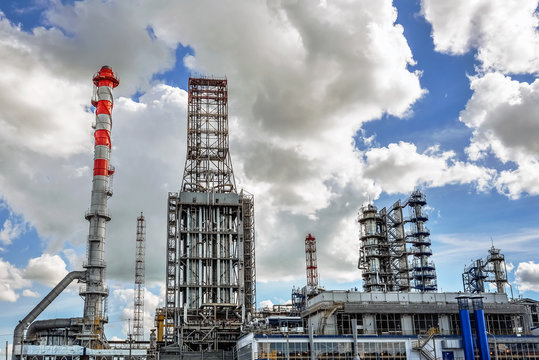 industry, production and oil refining