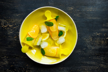 Summer dessert with lemon
