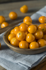 Raw Organic Golden Gooseberries