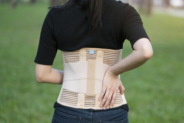 close-up back support for muscle back