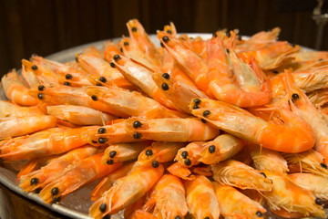 Boiled shrimp on ice for buffet