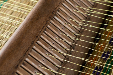 Naklejka premium The method to woven reed mat..