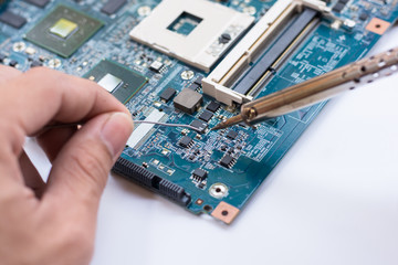 Repair of electronic devices, tin soldering parts