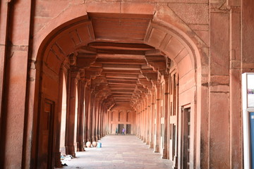 Fatehpur Sikri corridor arch view