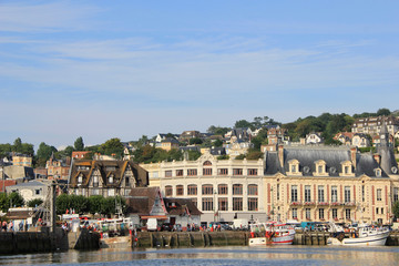 Trouville sur Mer et son port de peche