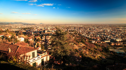 Obraz premium colorful sunset in Bergamo