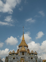 Fototapeta premium Wat Traimit Bangkok