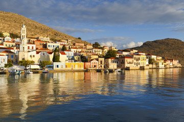 Fototapeta na wymiar View of the village on Halki island in Greece. 